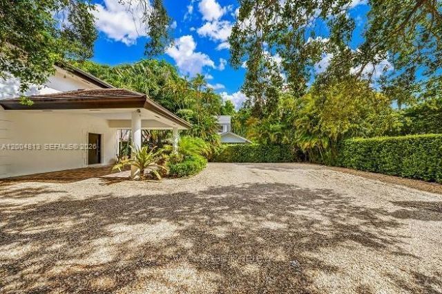 3900 S Douglas Rd, Coconut Grove, FL 33133 Photo