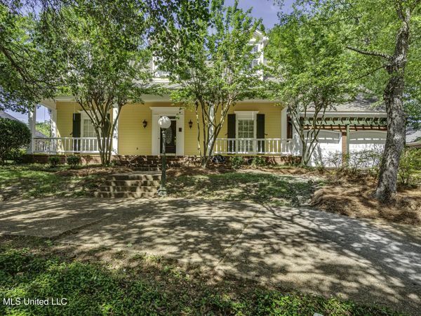 208 Azalea Court, Brandon, MS 39047