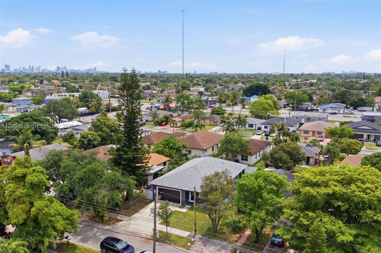 5628 Flagler St, Hollywood, FL 33023 Photo