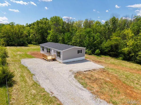 3134 Creek Road, Moscow Mills, MO 63362
