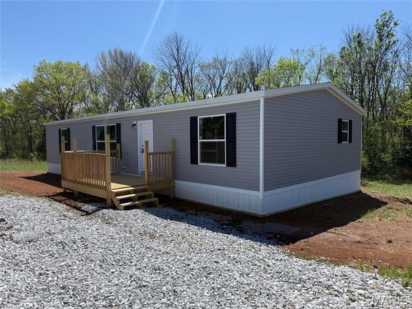 3134 Creek Road , Moscow Mills, MO 63362