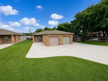 8006 Doreen Avenue, Fort Worth, TX 76116