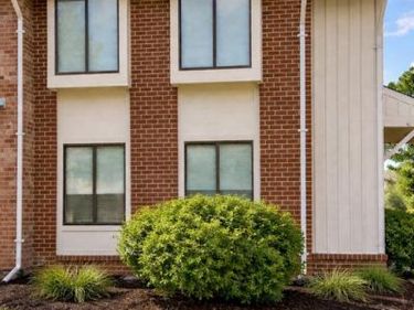 2112 BERGER PLACE, HERNDON, VA 20170