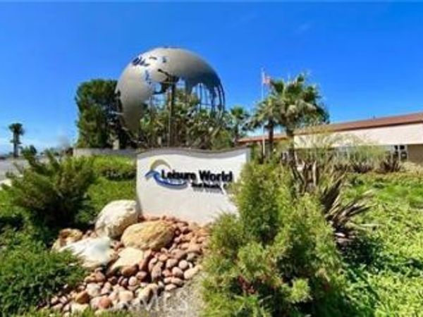 1562 Golden Rain, Unit 44C, Seal Beach, CA 90740