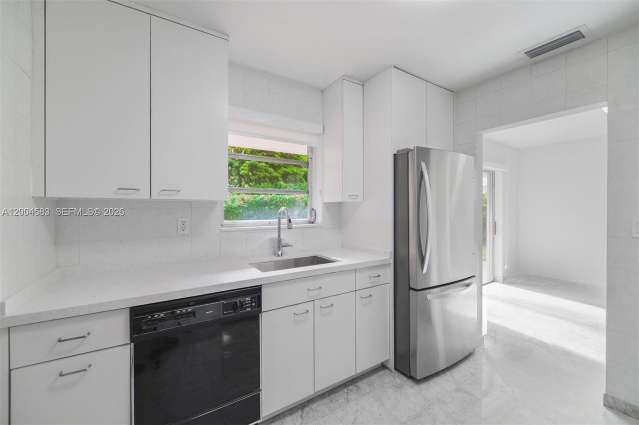 1101 Capri St, Coral Gables, FL 33134 Photo