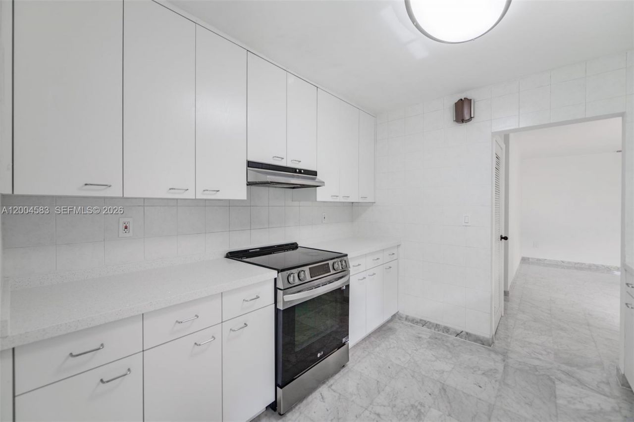 1101 Capri St, Coral Gables, FL 33134 Photo