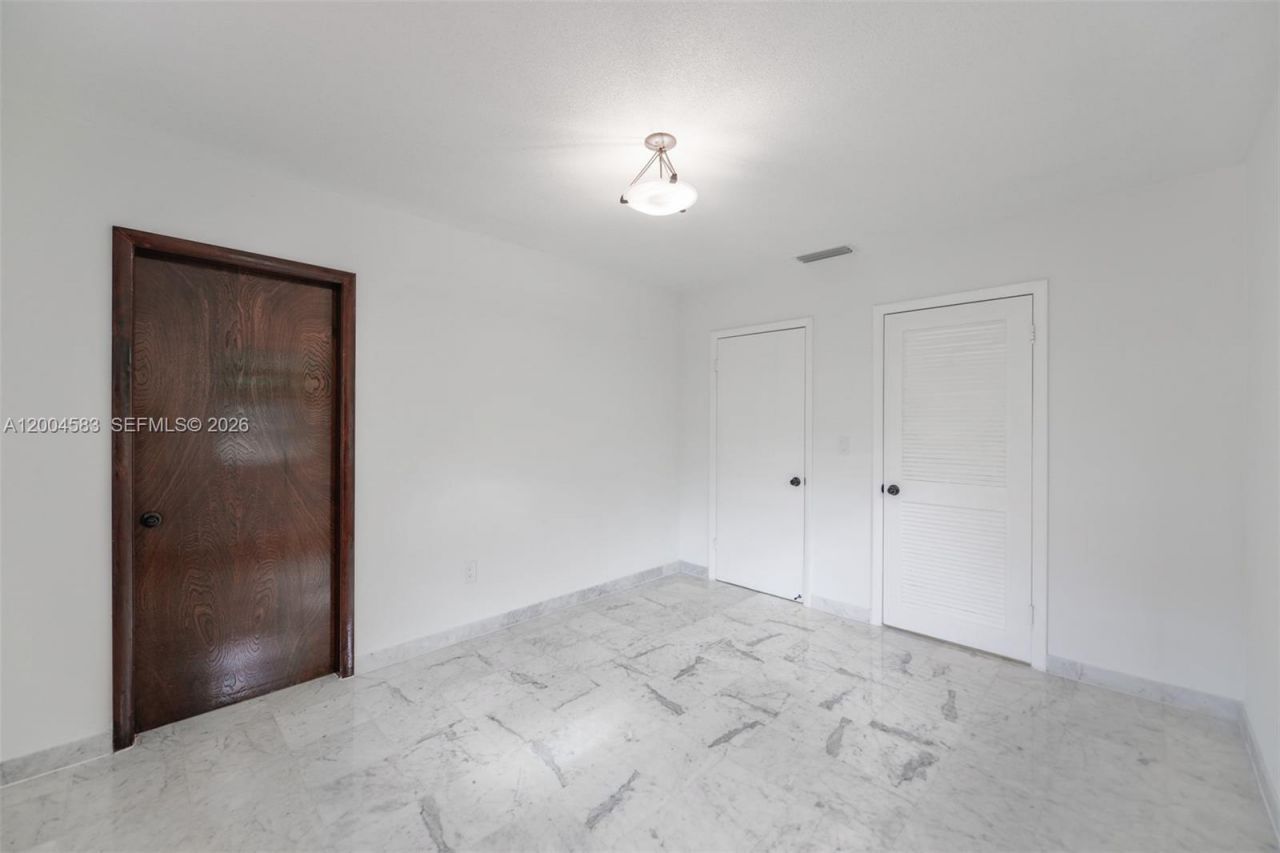 1101 Capri St, Coral Gables, FL 33134 Photo