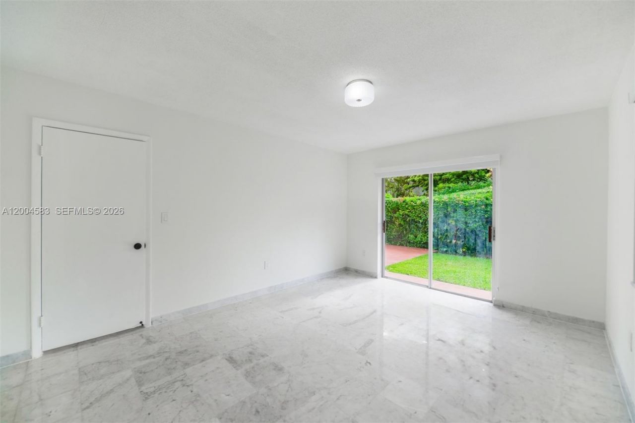 1101 Capri St, Coral Gables, FL 33134 Photo