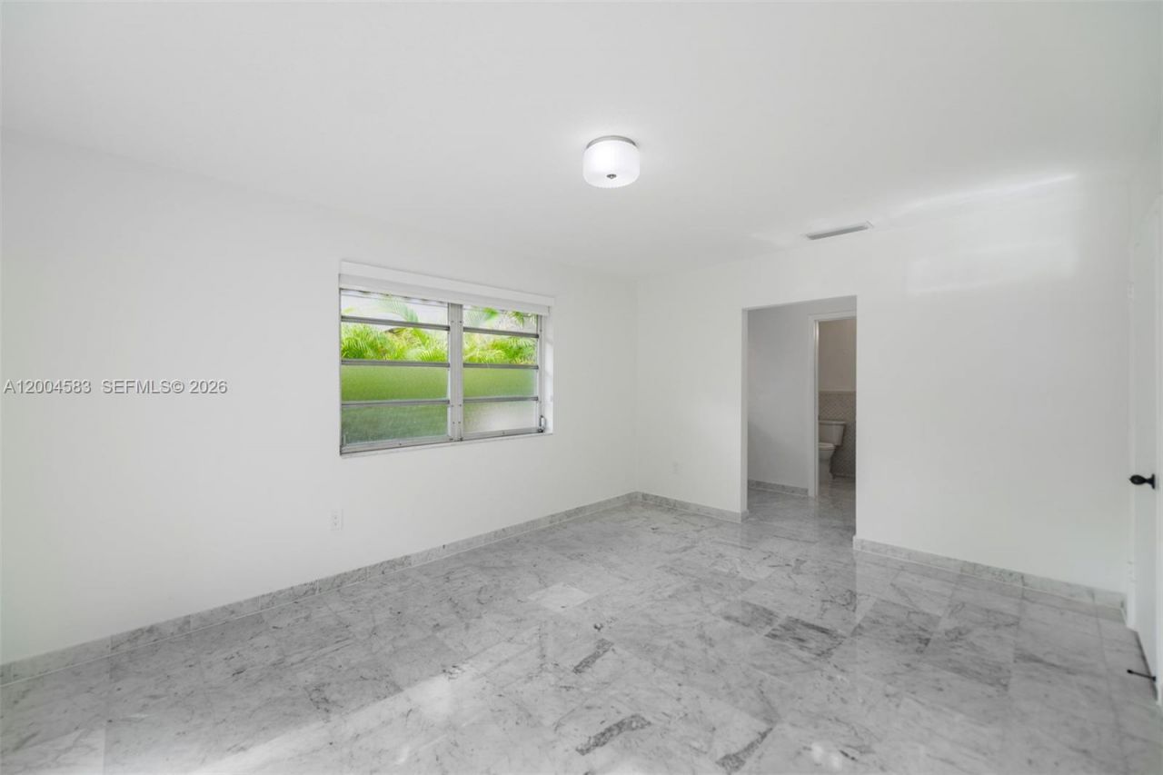 1101 Capri St, Coral Gables, FL 33134 Photo