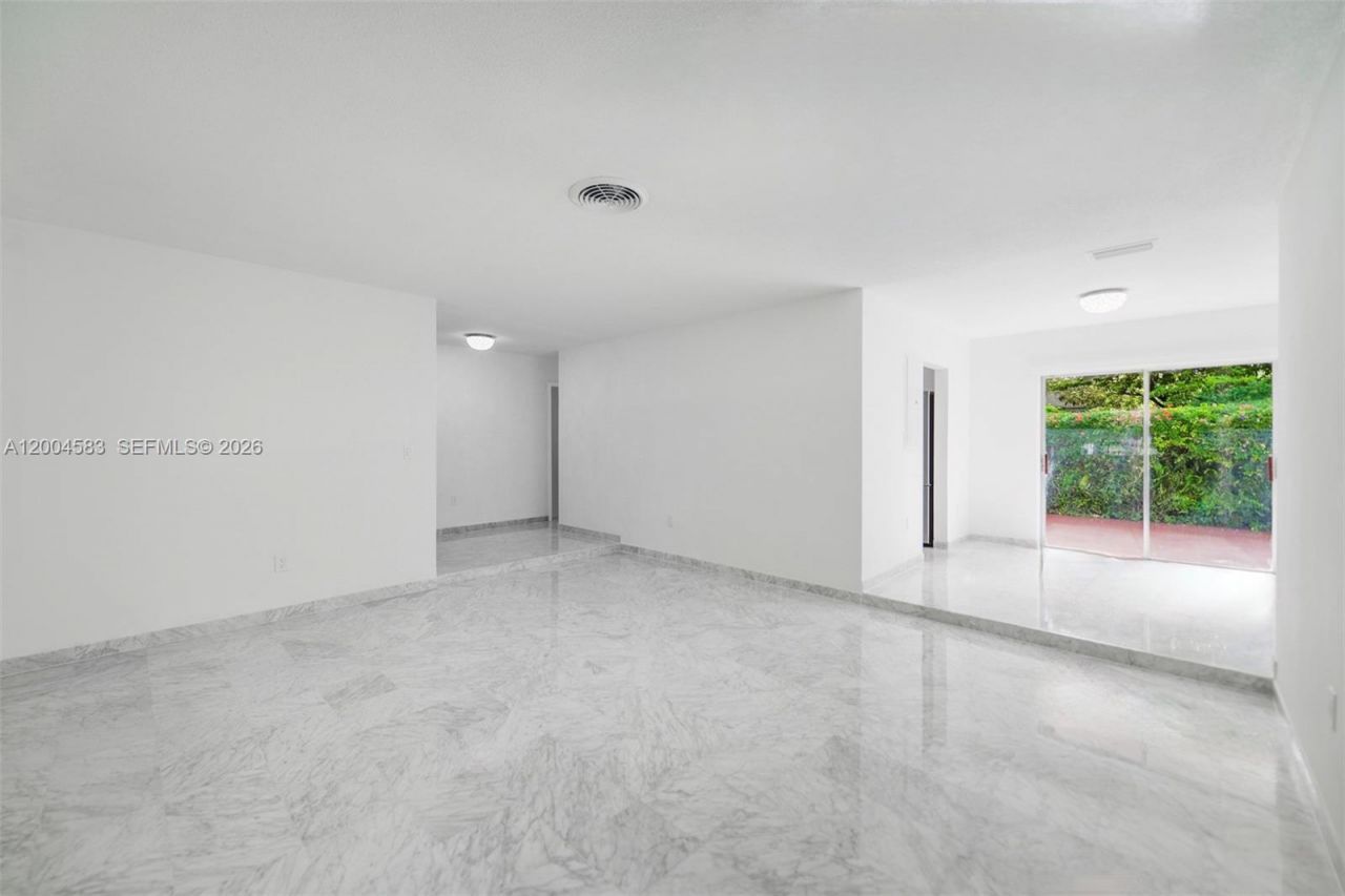 1101 Capri St, Coral Gables, FL 33134 Photo