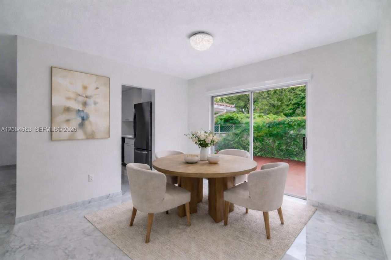 1101 Capri St, Coral Gables, FL 33134 Photo