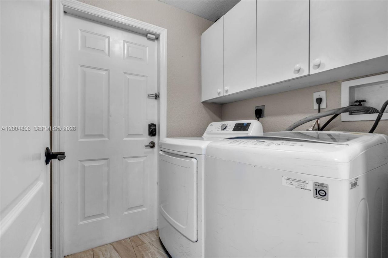 16230 NW 84th Ct , Miami Lakes, FL 33016 Photo