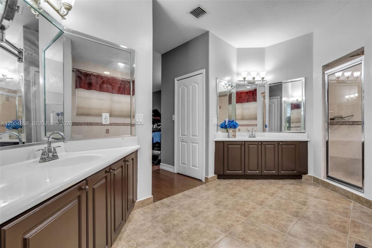 16230 NW 84th Ct , Miami Lakes, FL 33016 Photo