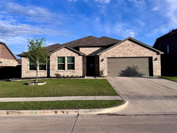 1913 Cookes Lane, Cleburne, TX 76033