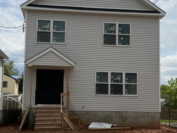 25 Fiat Avenue, Iselin, NJ 08830