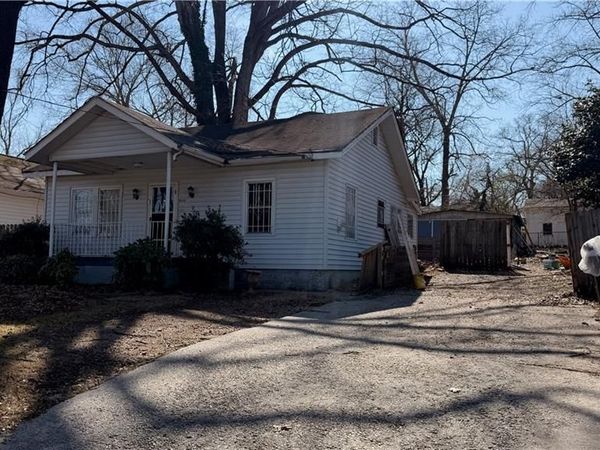 540 Lake Drive, Atlanta, GA 30354