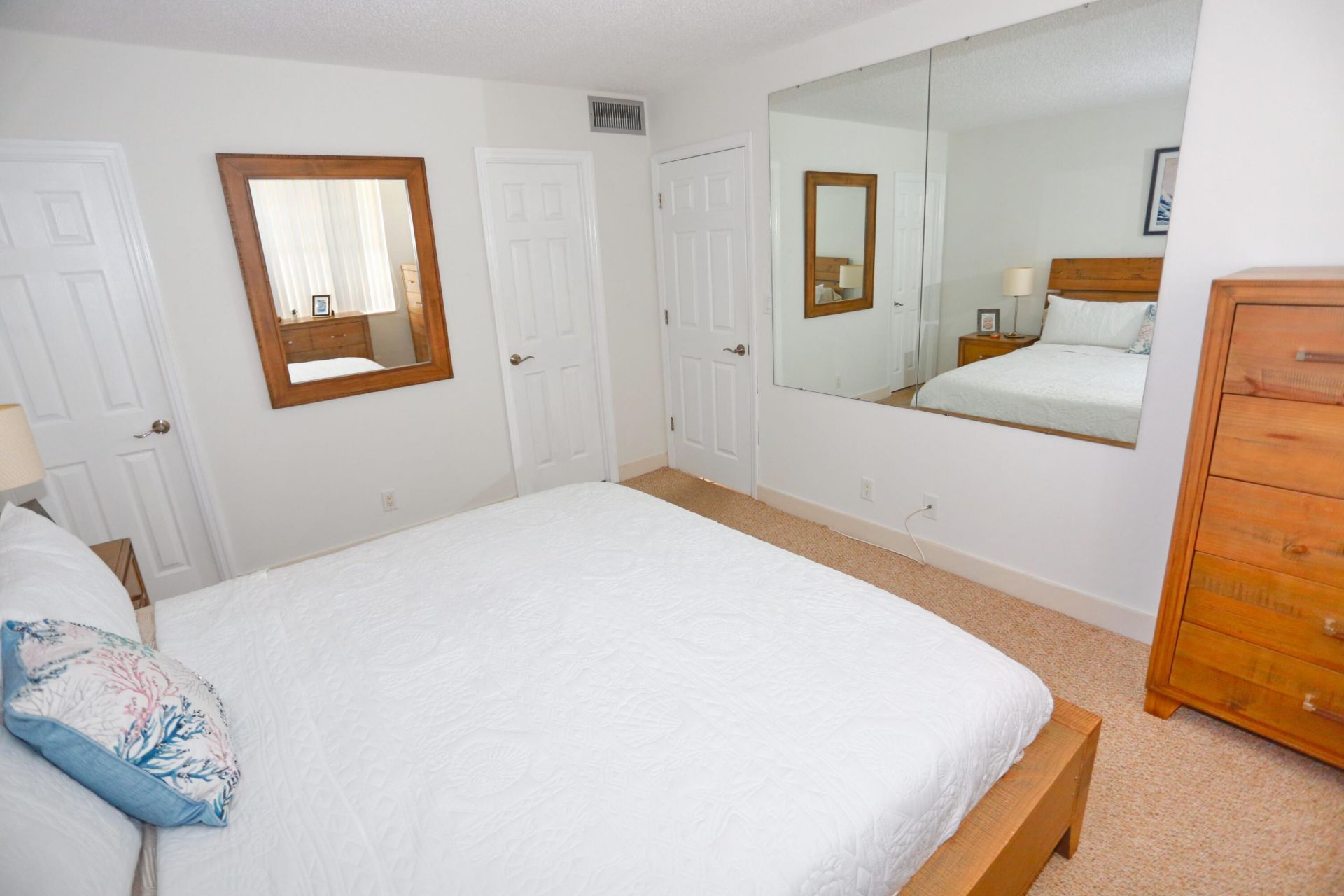 801 N Ocean Boulevard, Unit 803, Pompano Beach, FL 33062 Photo