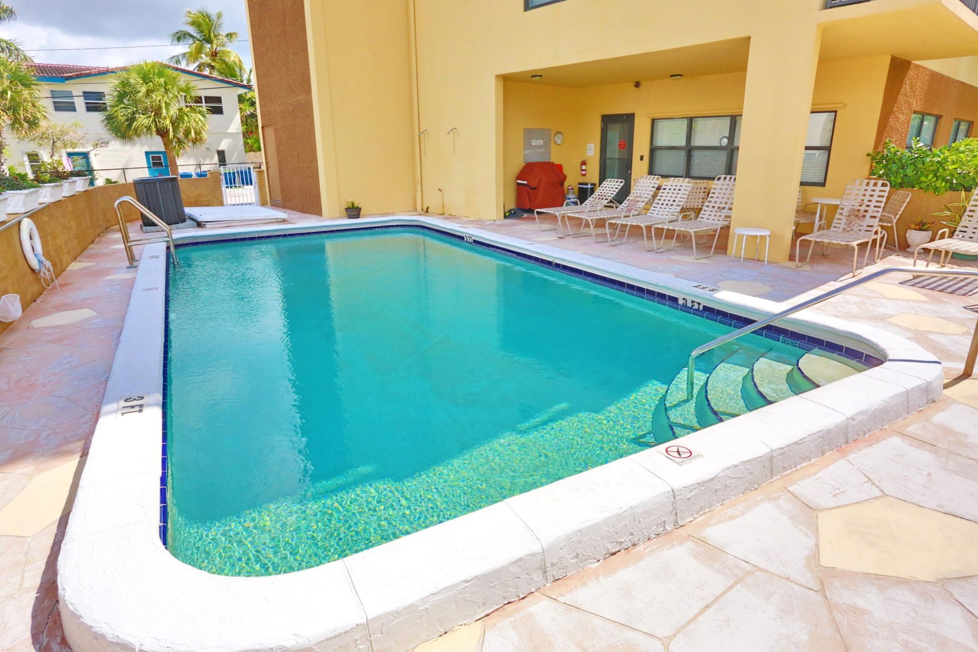 801 N Ocean Boulevard, Unit 803, Pompano Beach, FL 33062 Photo