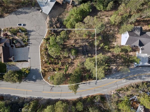 1180 Maverick, Lake Arrowhead, CA 92352