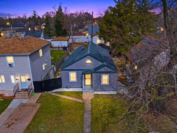 107 E 149th Street , Harvey, IL 60426