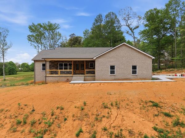 1941 Pembrooke Pines Ln, Cookeville, TN 38506