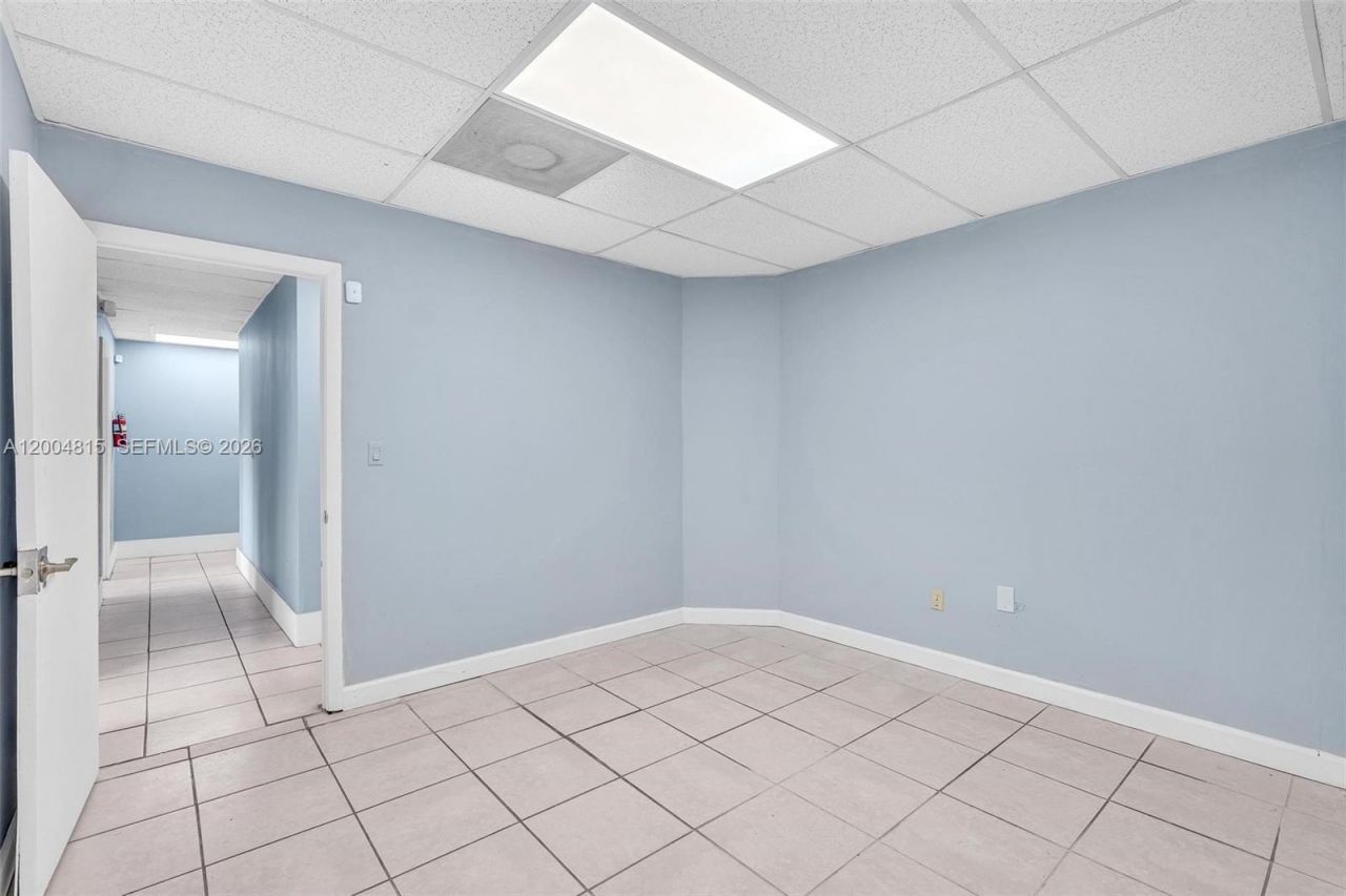 15383 NW 7th Avenue , Unit B, Unincorporated Dade County, FL 33189 Photo