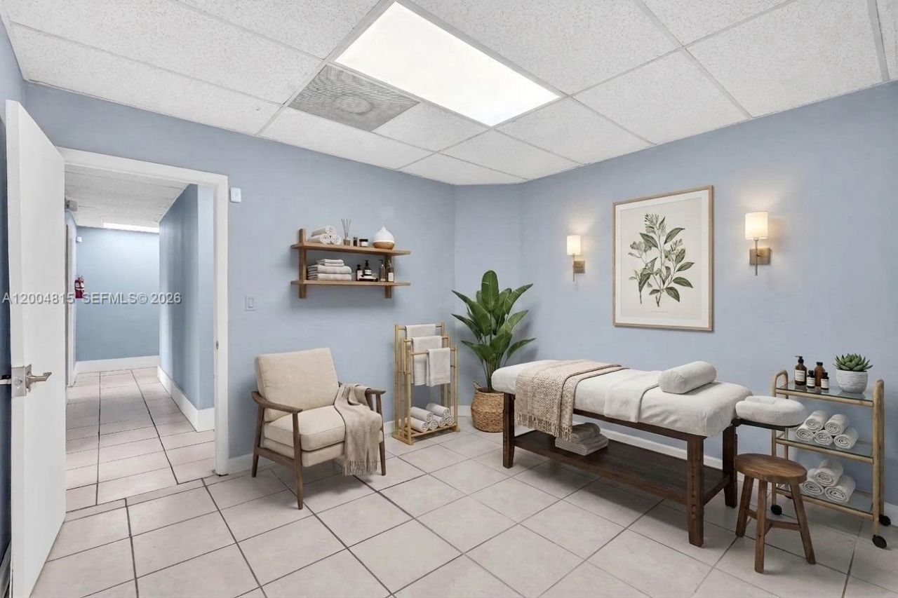 15383 NW 7th Avenue , Unit B, Unincorporated Dade County, FL 33189 Photo