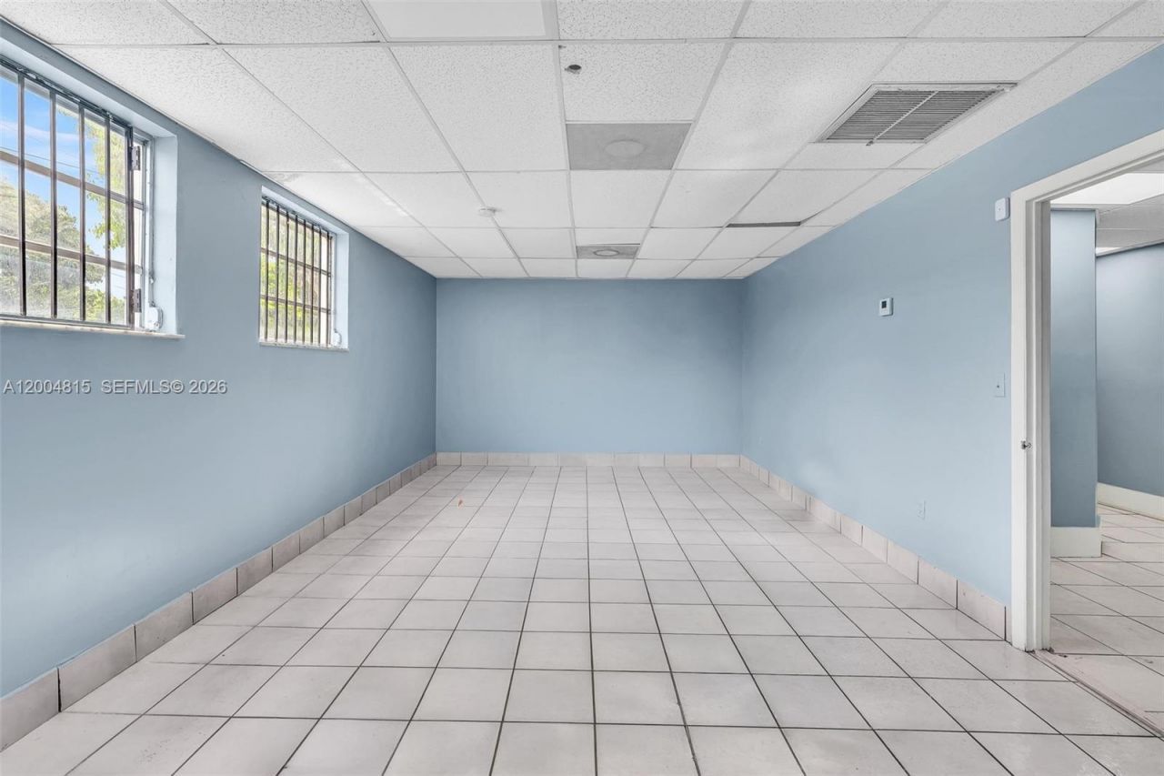 15383 NW 7th Avenue , Unit B, Unincorporated Dade County, FL 33189 Photo