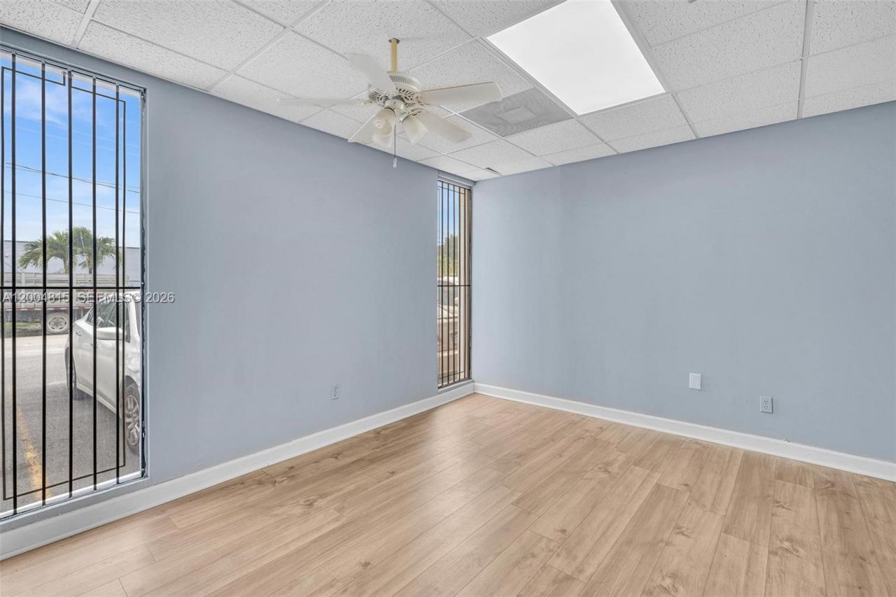 15383 NW 7th Avenue , Unit B, Unincorporated Dade County, FL 33189 Photo