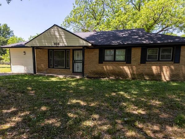 306 N 35th Street, West Memphis, AR 72301