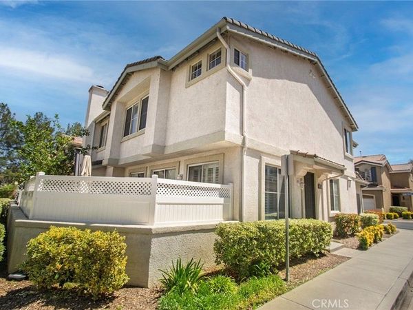 22607 Golden Meadow, Saugus, CA 91350