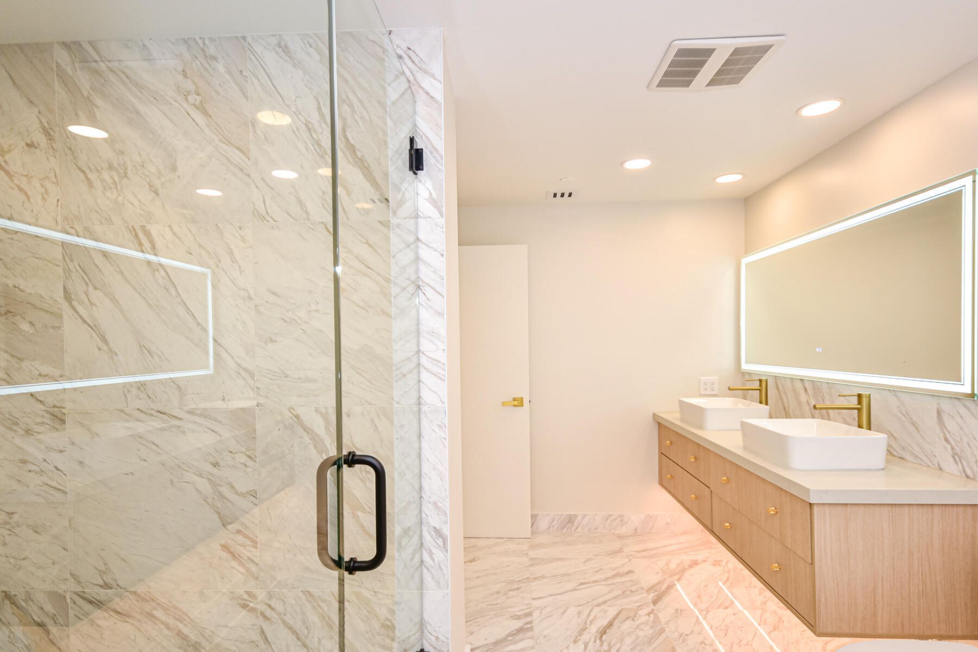 10101 Collins Avenue, Unit 7d, Bal Harbour, FL 33154 Photo