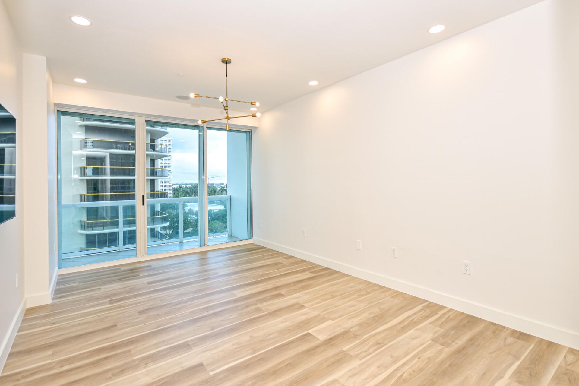 10101 Collins Avenue, Unit 7d, Bal Harbour, FL 33154 Photo