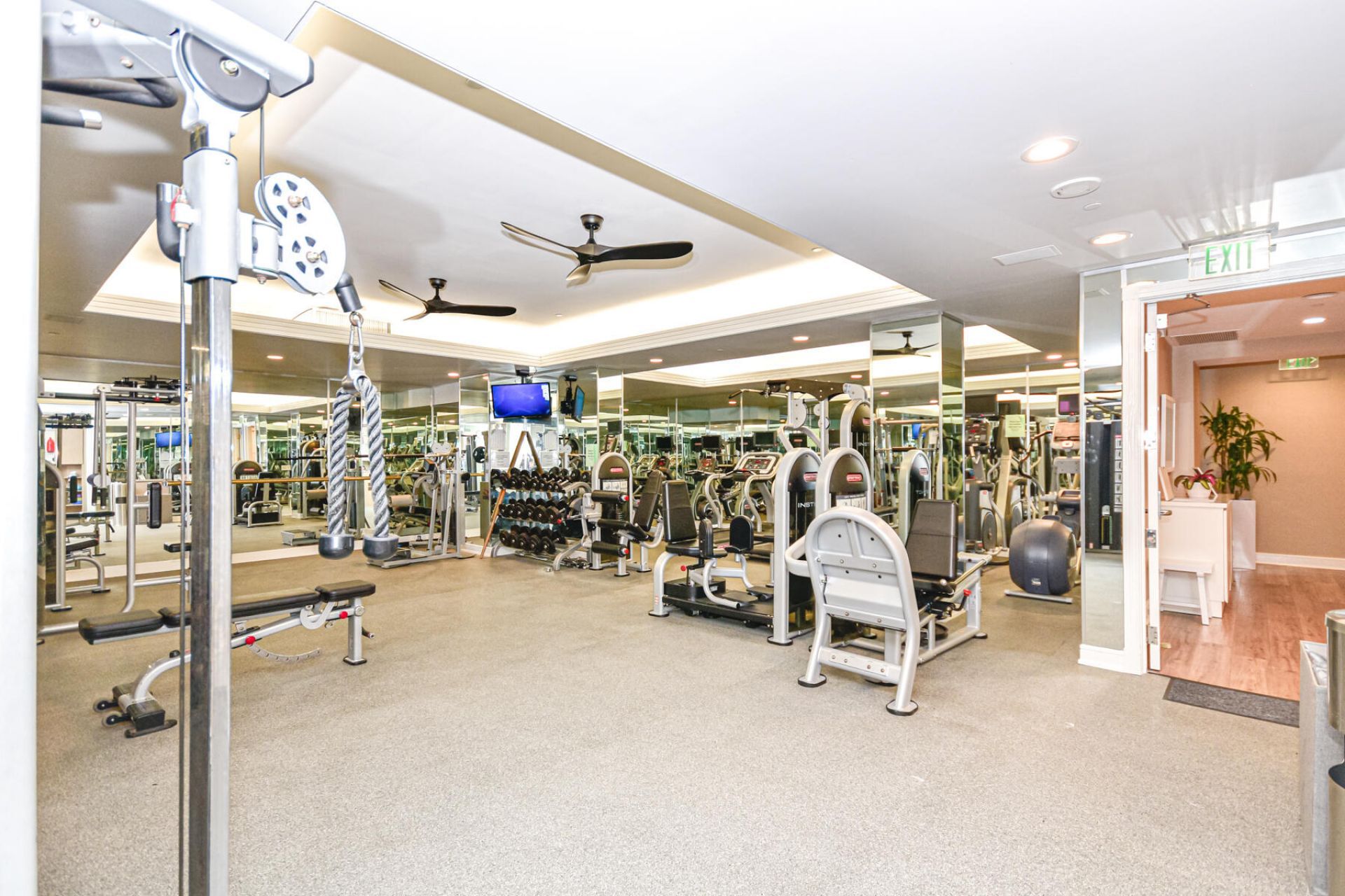 10101 Collins Avenue, Unit 7d, Bal Harbour, FL 33154 Photo