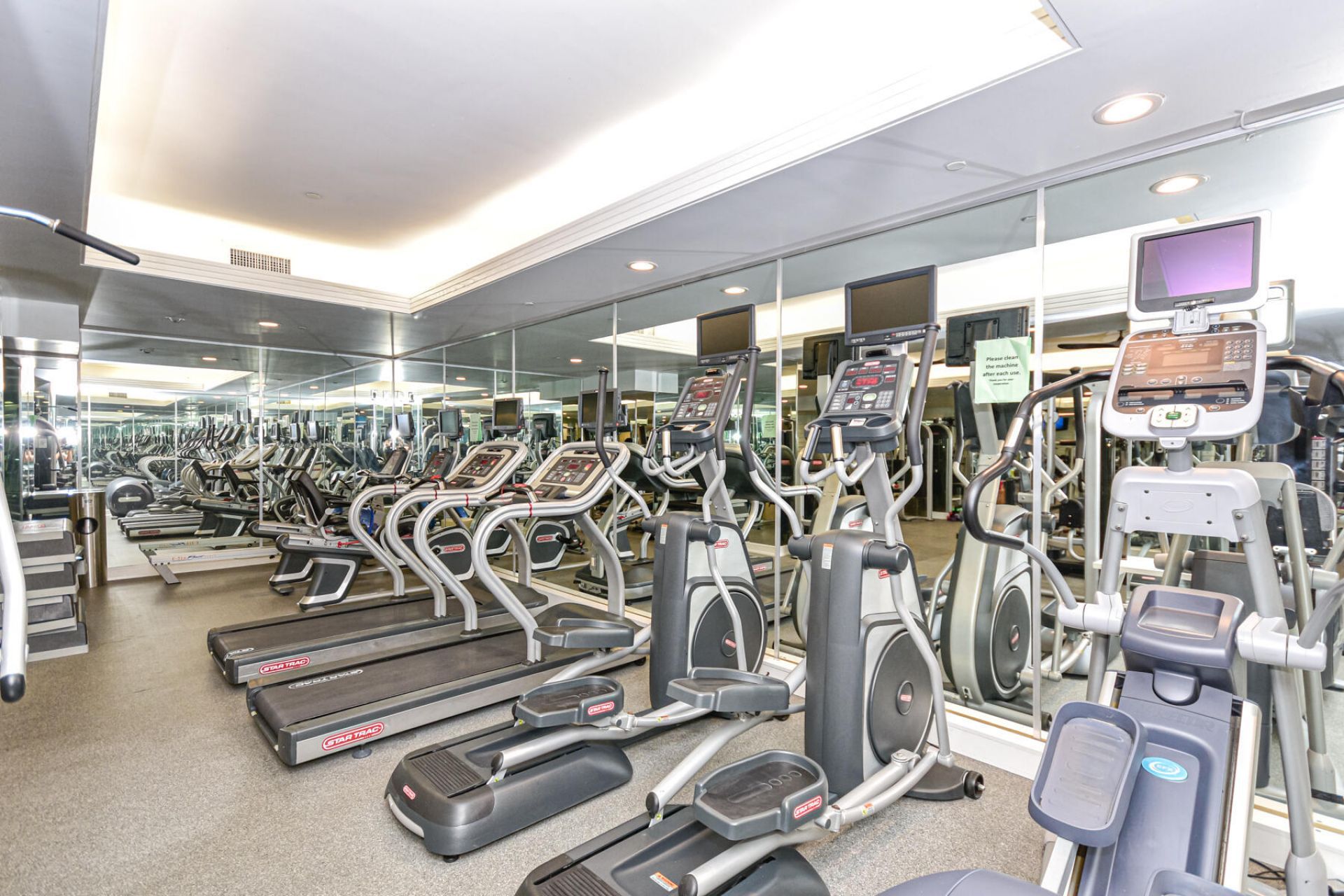 10101 Collins Avenue, Unit 7d, Bal Harbour, FL 33154 Photo