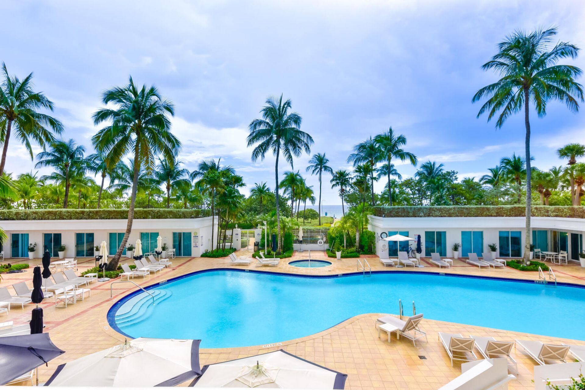 10101 Collins Avenue, Unit 7d, Bal Harbour, FL 33154 Photo