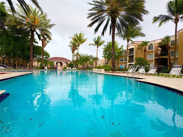 8060 N Nob Hill Rd , Unit 203, Tamarac, FL 33321