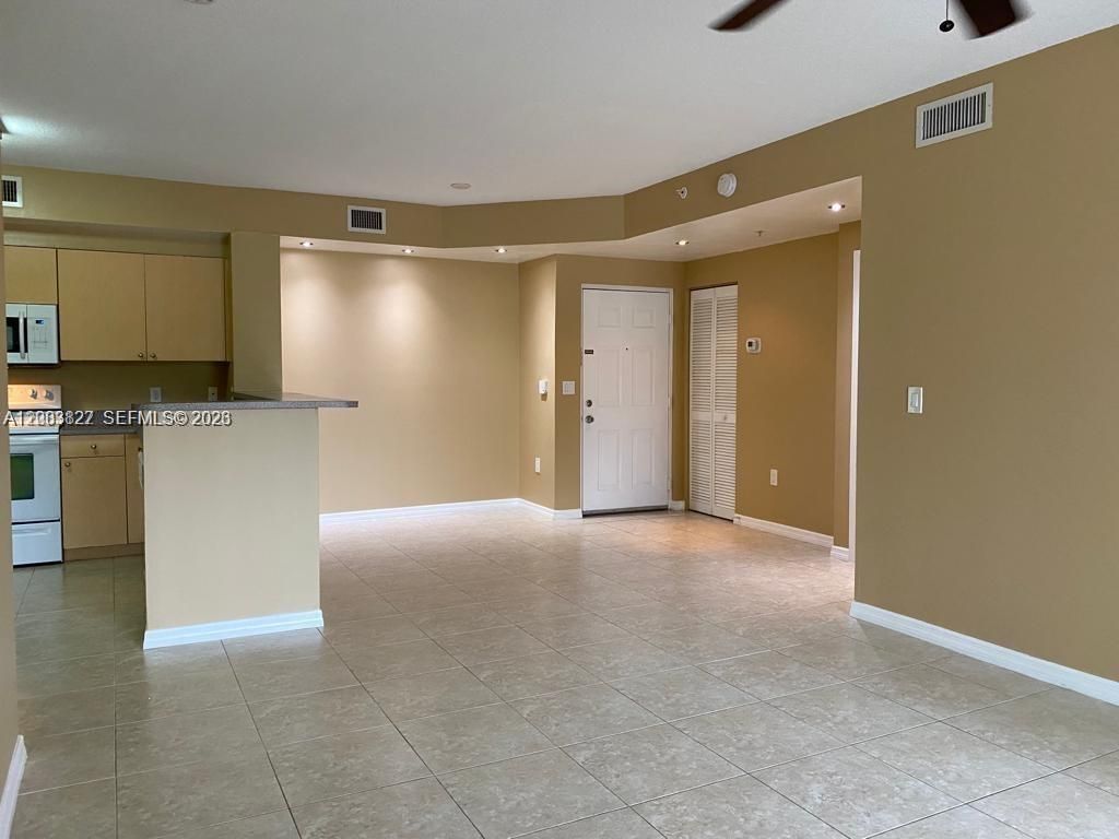 8060 N Nob Hill Rd , Unit 203, Tamarac, FL 33321 Photo