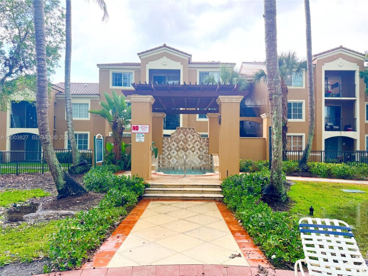 8060 N Nob Hill Rd , Unit 203, Tamarac, FL 33321 Photo