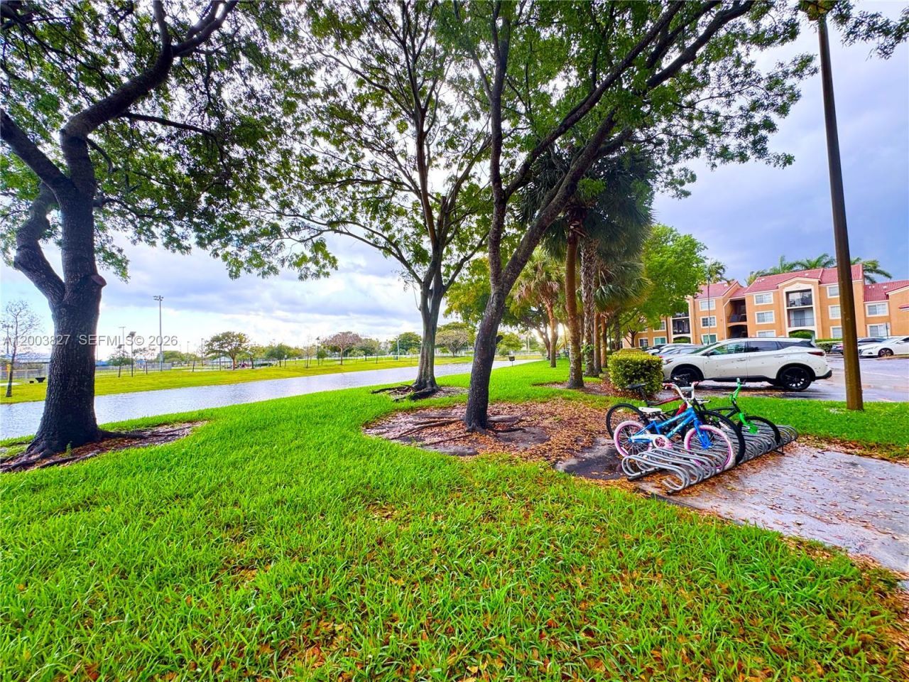 8060 N Nob Hill Rd , Unit 203, Tamarac, FL 33321 Photo