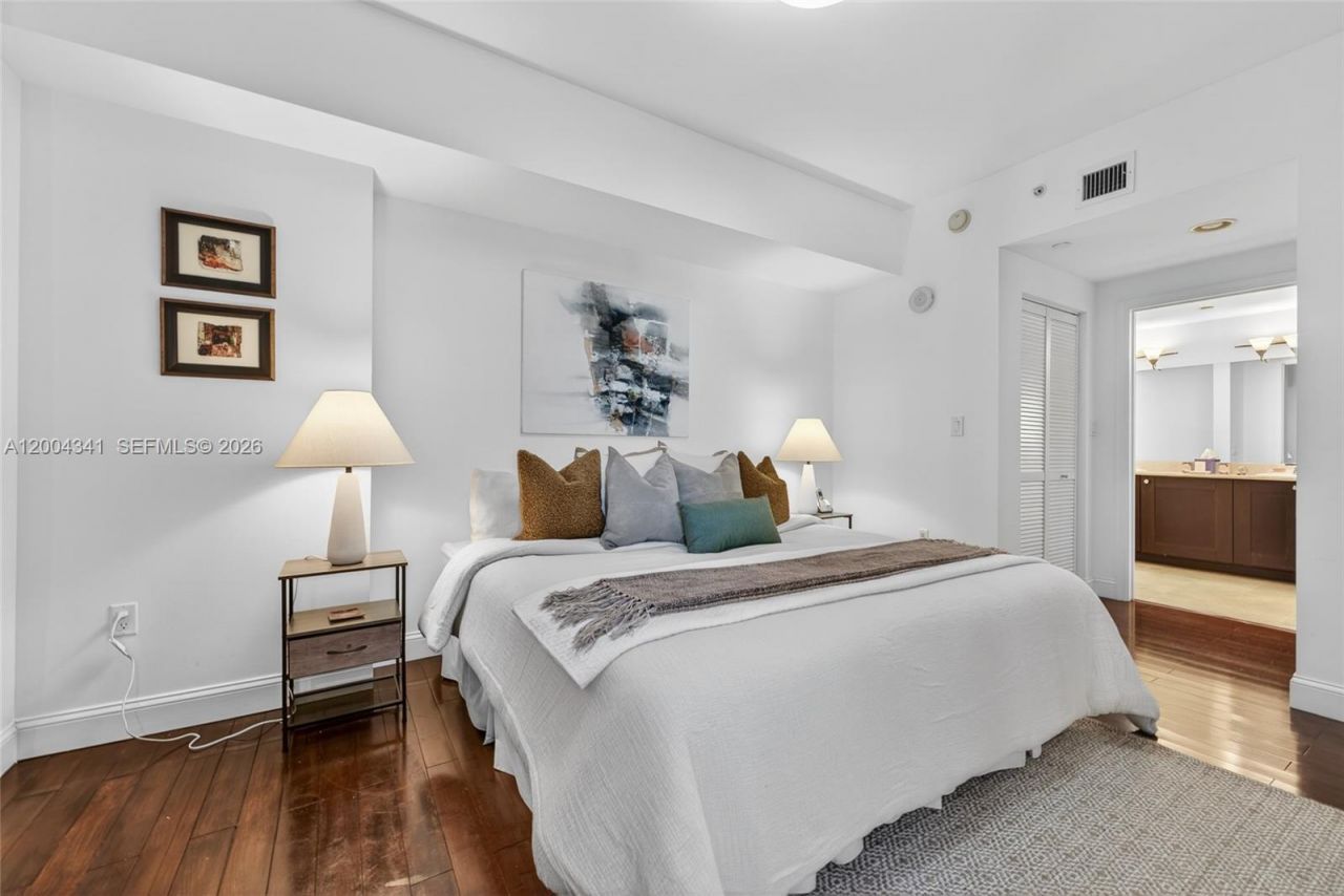 4100 Salzedo St , Unit 619, Coral Gables, FL 33146 Photo