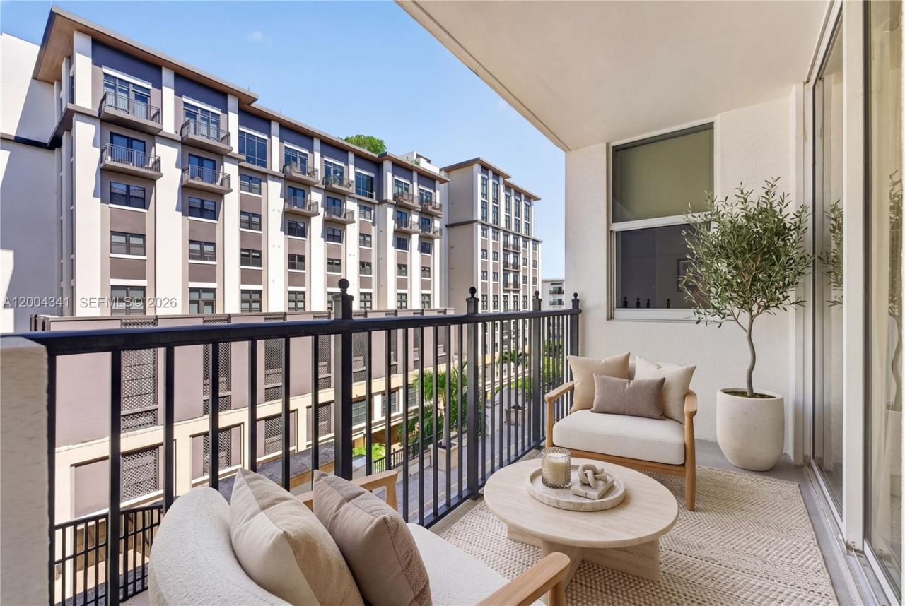 4100 Salzedo St , Unit 619, Coral Gables, FL 33146 Photo