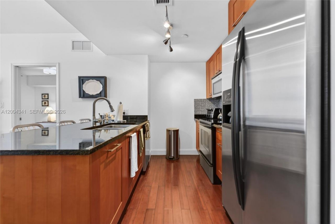 4100 Salzedo St , Unit 619, Coral Gables, FL 33146 Photo