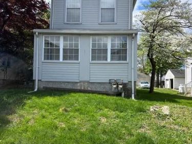 221 SUMMIT AVENUE, CONSHOHOCKEN, PA 19428