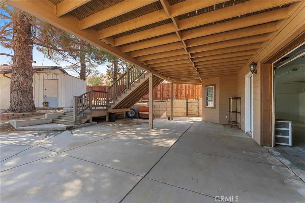 32451 Valyermo Road, Pearblossom, CA 93553 Main Photo