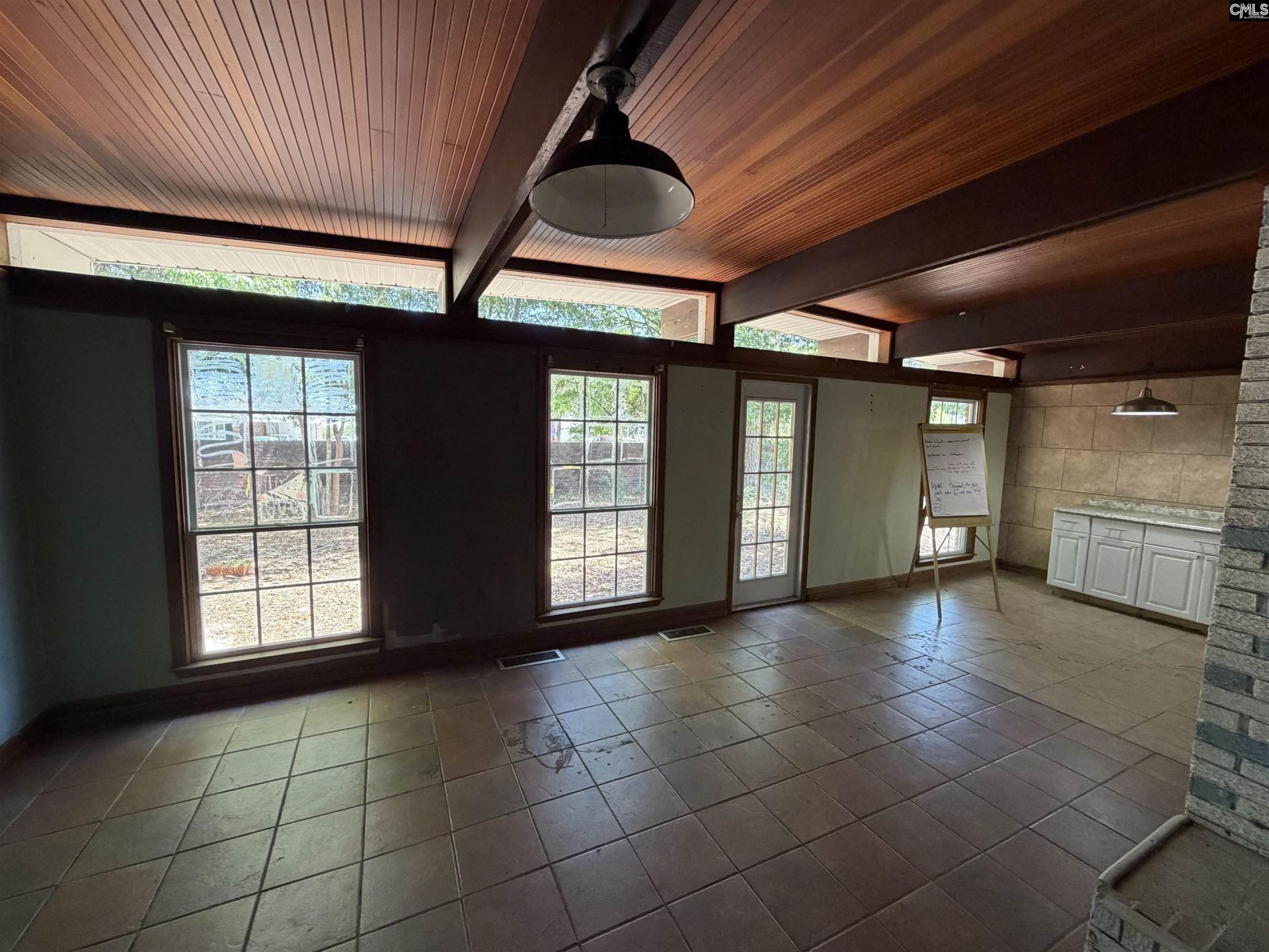 710 Mason Road  Photo 9