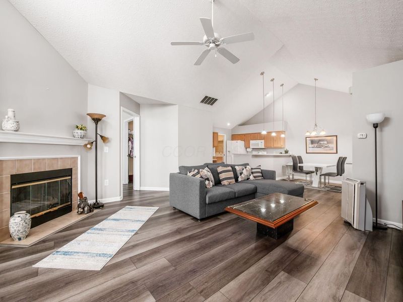 3664 E Links, Unit # 14, Hilliard, OH 43026 Photo 4