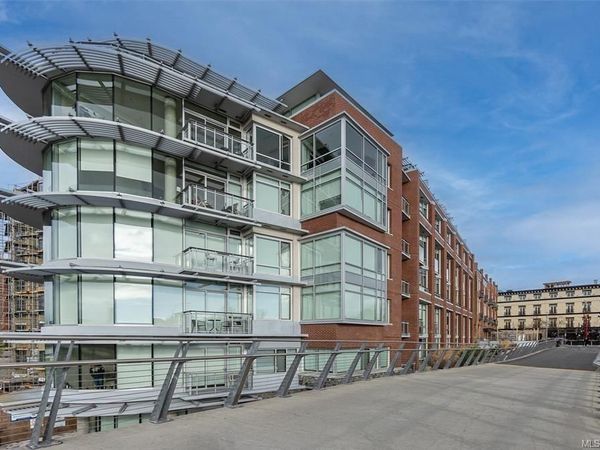 456 Pandora Ave, Unit 301, Victoria, BC V8W 0E3