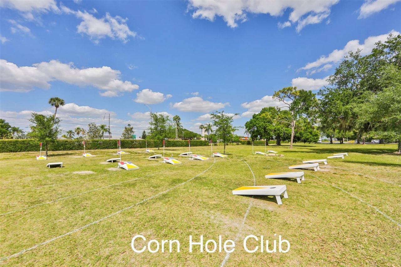 511 Finsbury Circle, Unit B, Sun City Center, FL 33573 Photo