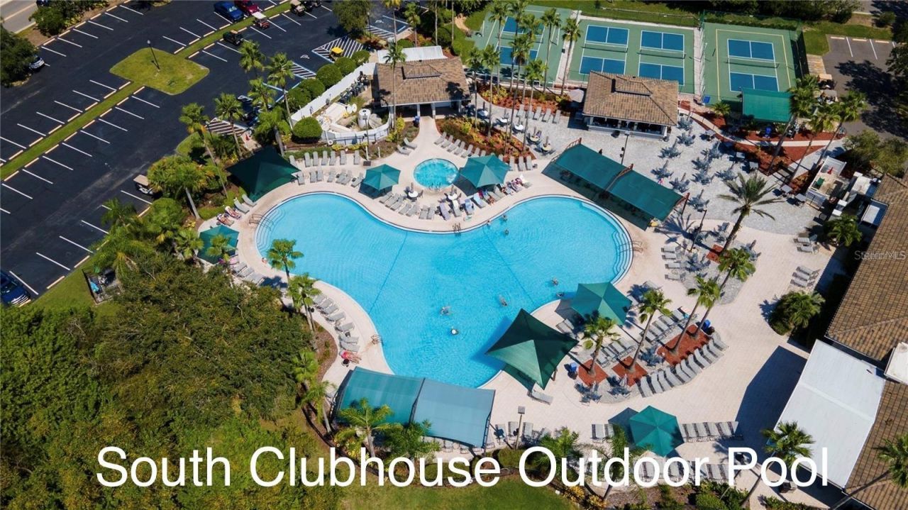 511 Finsbury Circle, Unit B, Sun City Center, FL 33573 Photo